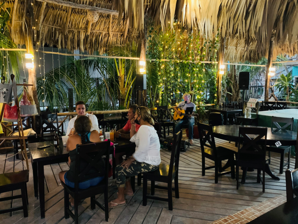 caye caulker market at food republic